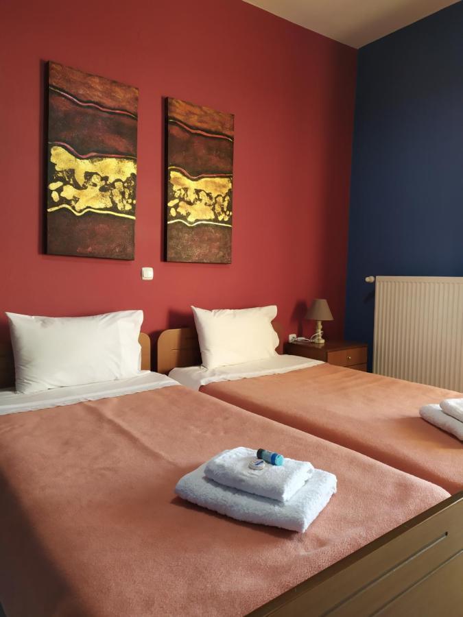 Smallhotel - Vevi Extérieur photo